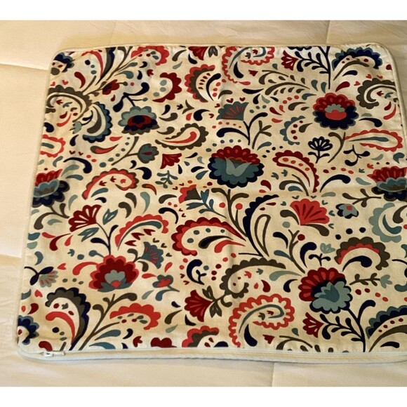 Paisley Zippered Decorative Pillow Covers (set of 2) blue & red 20" x 20" - Picture 1 of 9